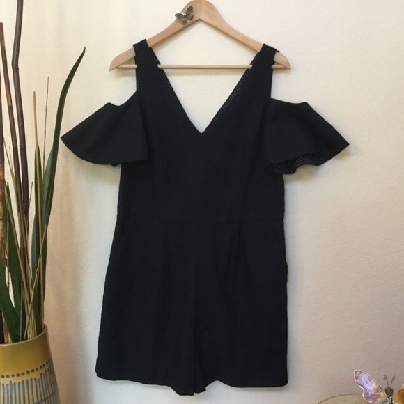 Anthro Elevenses Black Cold Shoulder Romper 10 NWT - Picture 4 of 8